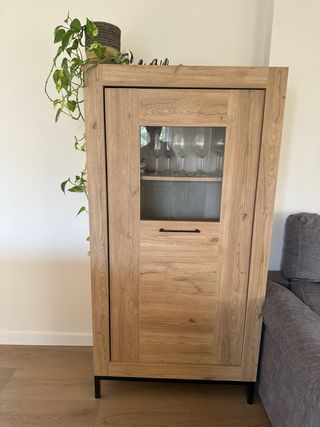 OFERTA conjunto mesa de centro y vitrina comedor