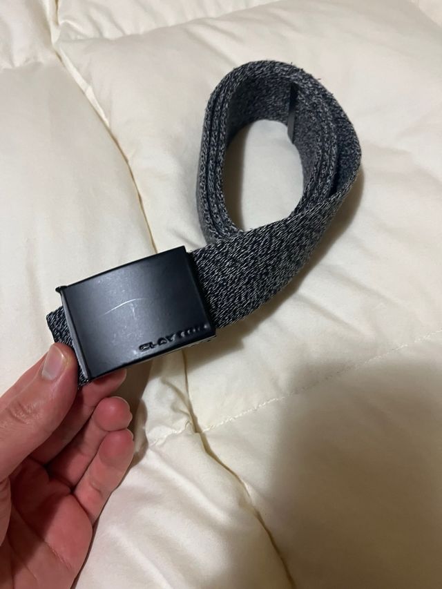 Cintura tessuto grigio nero fibbia nera