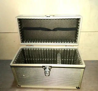 Maletín insonorizado de aluminio