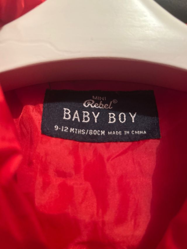 Chaqueta bebé roja 9 meses