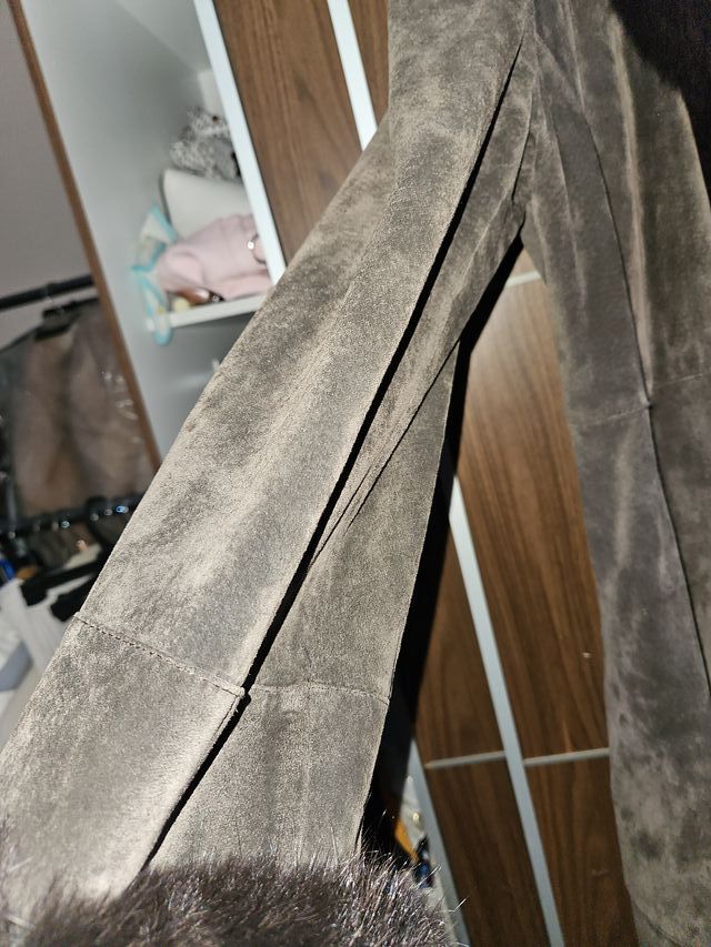 Abrigo largo ante con detalles de pelo