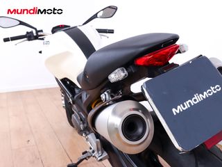 DUCATI MONSTER 696 ABS