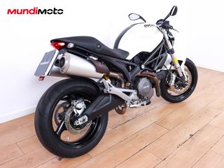 DUCATI MONSTER 696 ABS