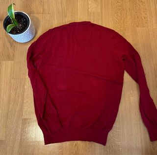 Jersey Massimo Dutti cuello pico rojo