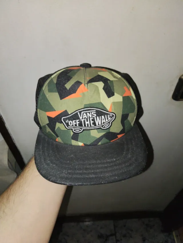 Gorra Vans Camuflaje Negra y Verde