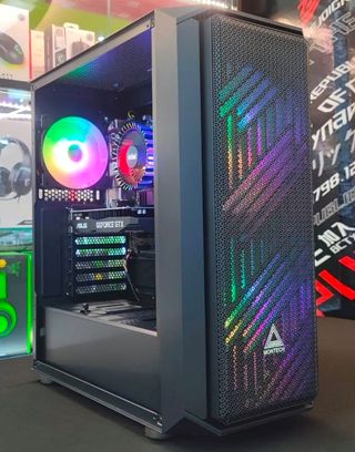 Pc Gaming Ryzen 7 9800X3D + RTX 5070TI