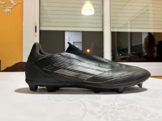 Botas de fútbol Adidas Negras
