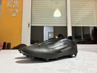 Botas de fútbol Adidas Negras