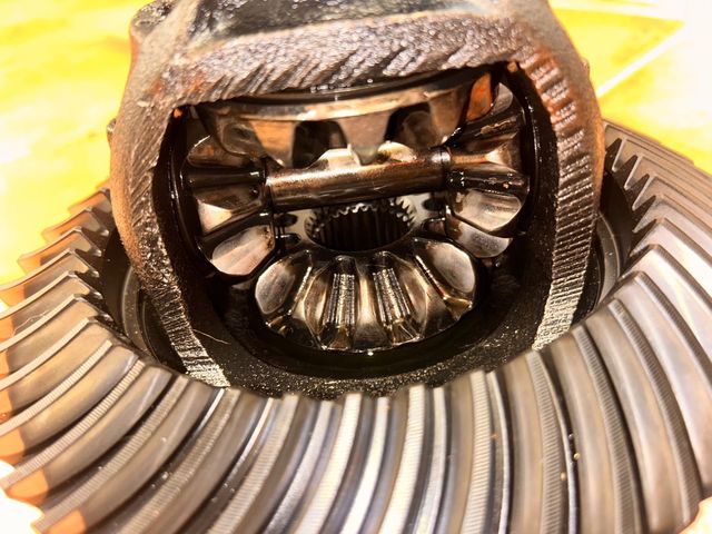 Diferencial Jeep JK Dana 44 3.21 Trasero