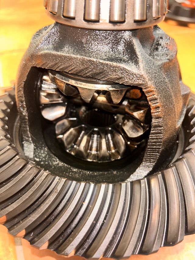 Diferencial Jeep JK Dana 44 3.21 Trasero