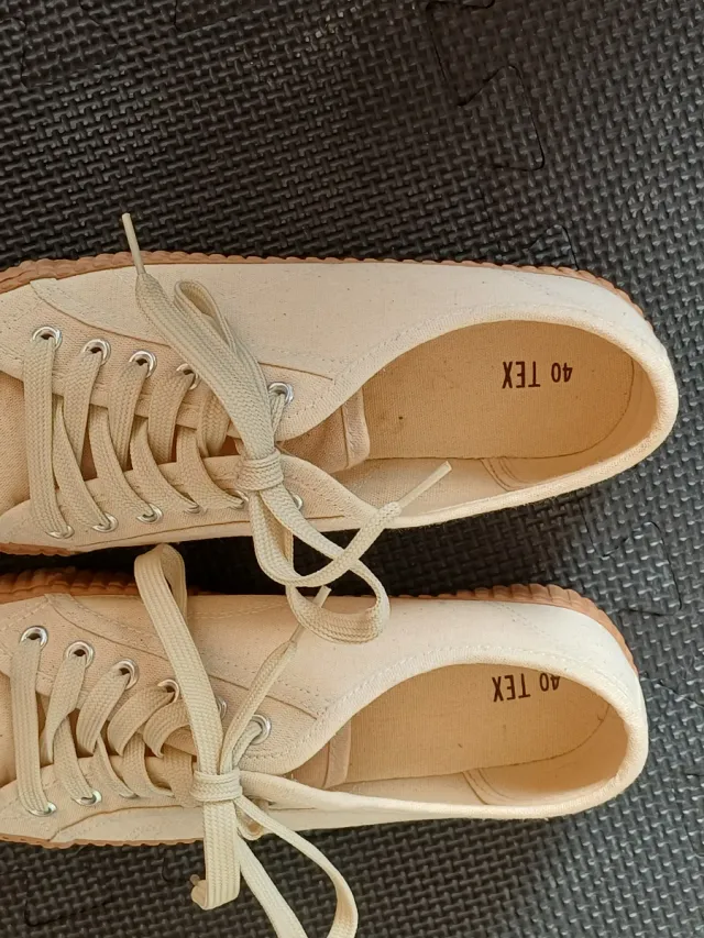 Deportivas beige/marrón mujer talla 40