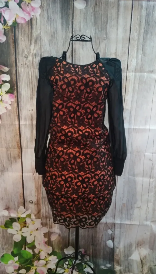 Vestido Hoss Intropia Negro y Naranja Encaje