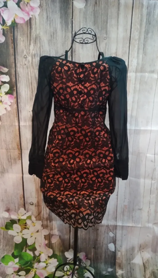 Vestido Hoss Intropia Negro y Naranja Encaje