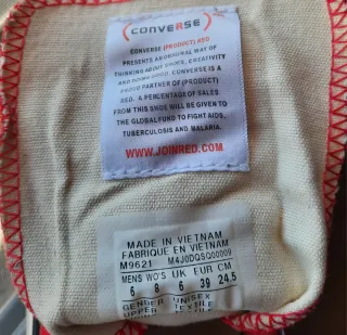 Zapatillas Converse Rojas (product red).