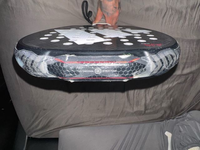 Pala Padel Adidas Metalbone 3.3