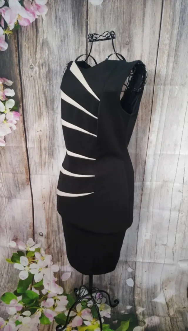 Vestido Negro y Blanco
