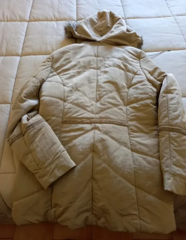 Chaqueta acolchada Bonita beige mujer