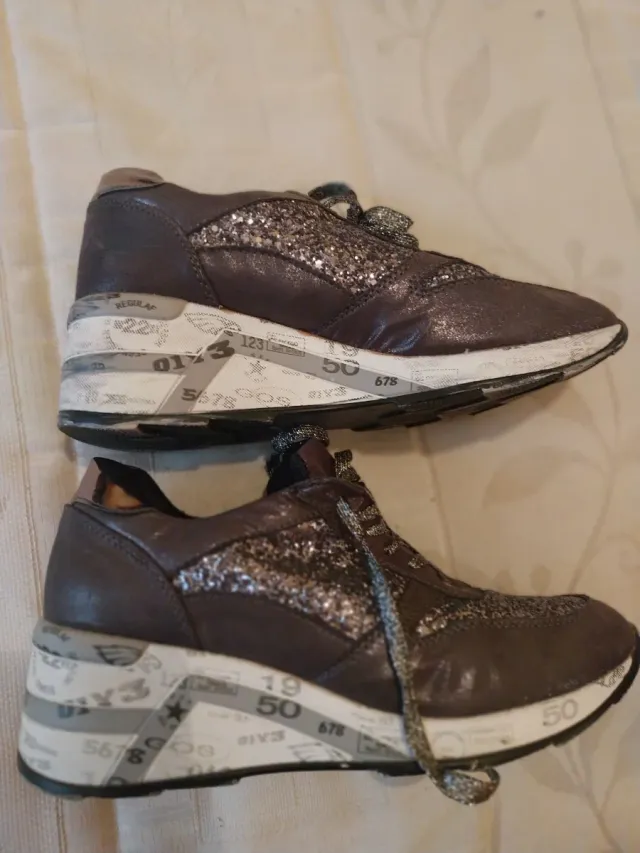 Zapatillas Brillantes Mujer Gris y Plata