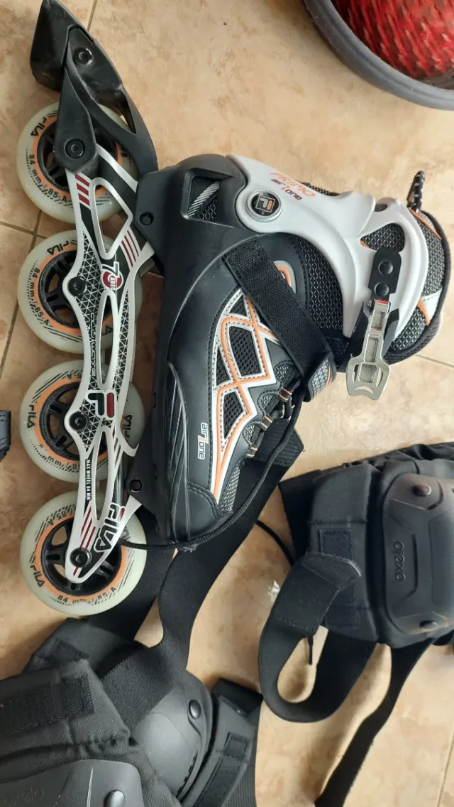 Patines Fila 4 Ruedas + Protecciones