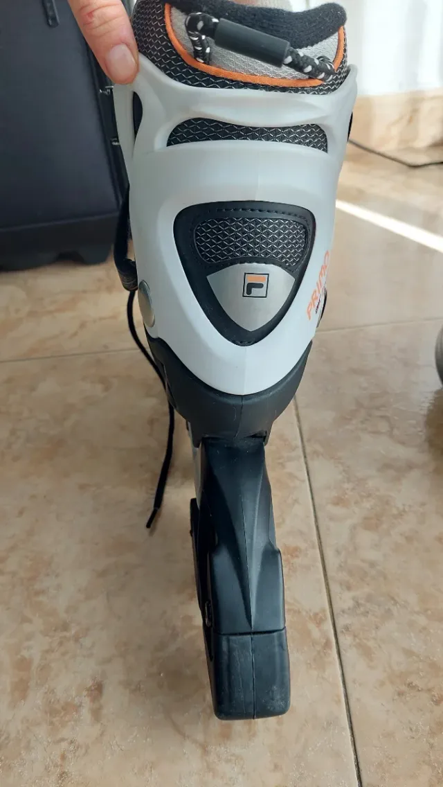 Patines Fila 4 Ruedas + Protecciones