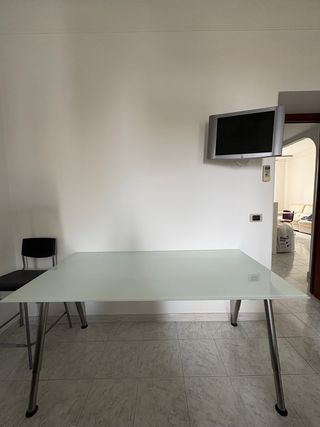 Tavolo Ikea in vetro e metallo 160x80 cm