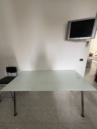Tavolo Ikea in vetro e metallo 160x80 cm