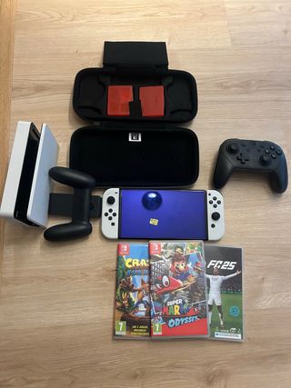 Nintendo Switch OLED + 4 Juegos + SD + CONTROL Y +
