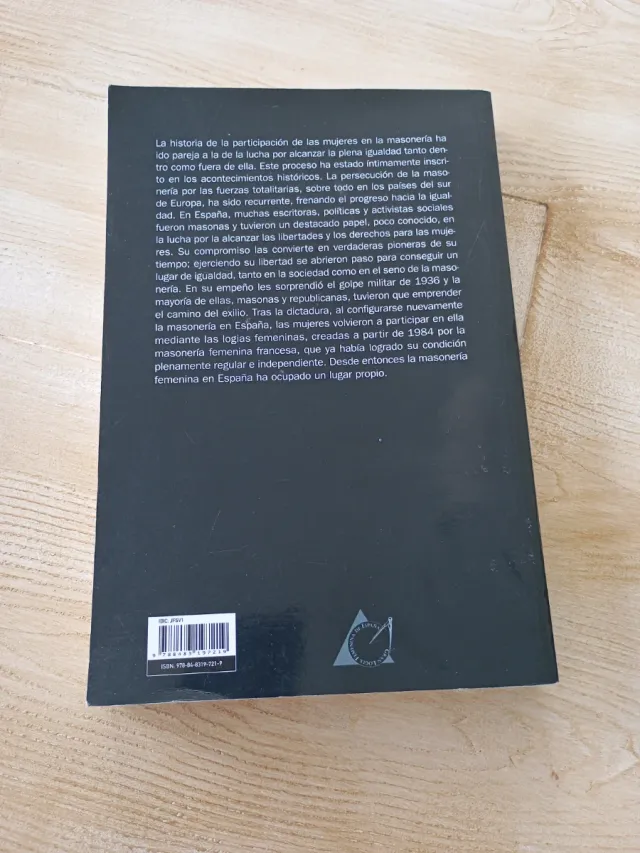 La masonería femenina en España dos siglos de h...