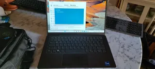 Dell Latitude 7330 (13,1 Zoll) iCore7