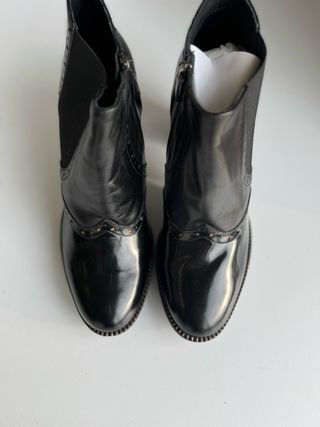 Stivaletti Peperosa neri con tacco