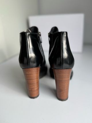 Stivaletti Peperosa neri con tacco