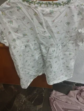 Camisa bordada flores multicolor