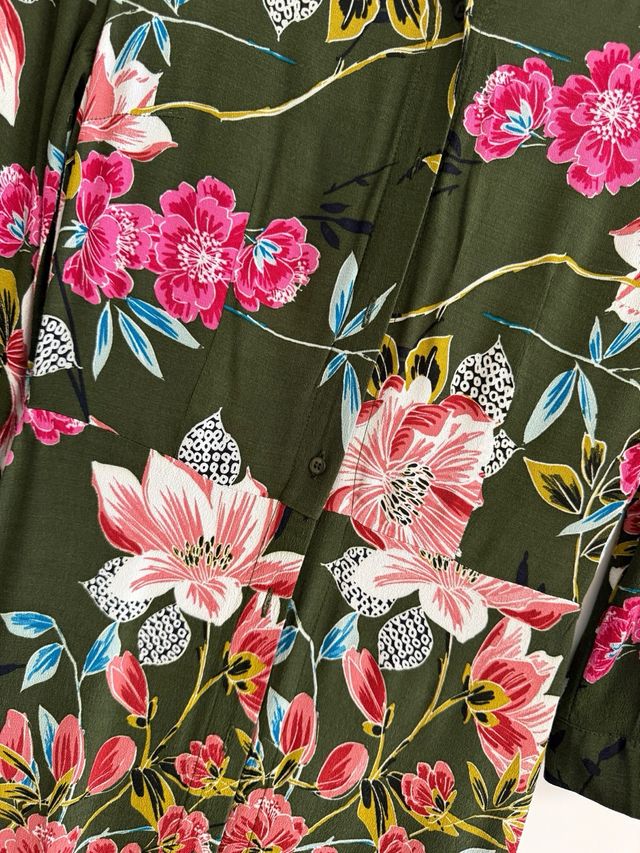 Vestido largo estampado floral verde