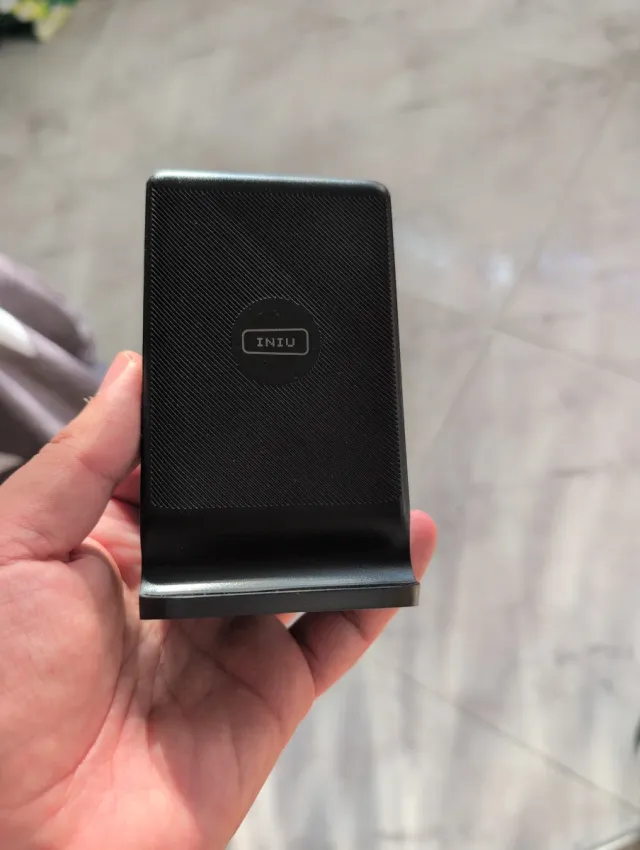 INIU Cargador Inalámbrico Stand WI-211