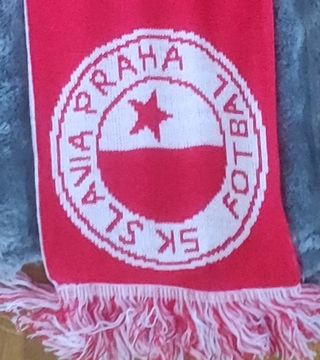 Bufanda Slavia de Praha Roja