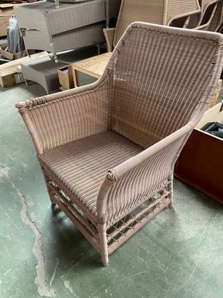 Butaca de jardín mimbre beige