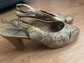 Sandalias de vestir piel serpiente