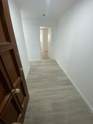 Pintura, acabados y piso flotante