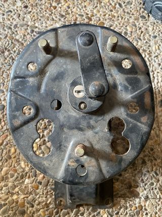 Soporte rueda repuesto suzuki samurai