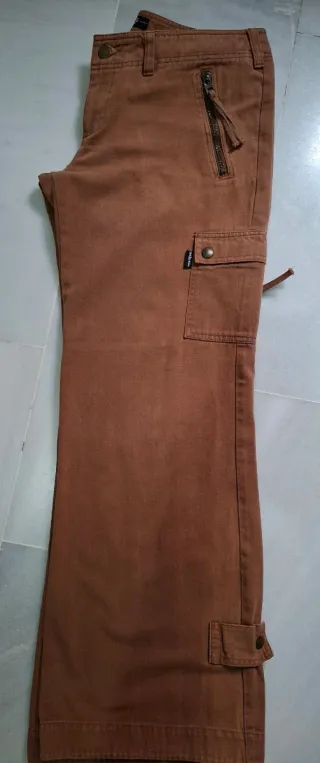 Vaqueros vintage a la cadera