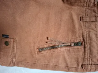 Vaqueros vintage a la cadera