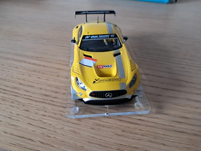 Coche Slot Mercedes AMG Amarillo