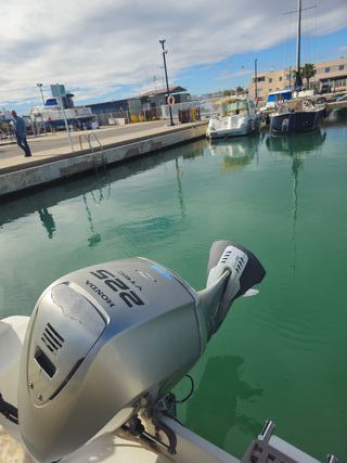 Barco Open Jeanneau Cap Camarat 755 WA