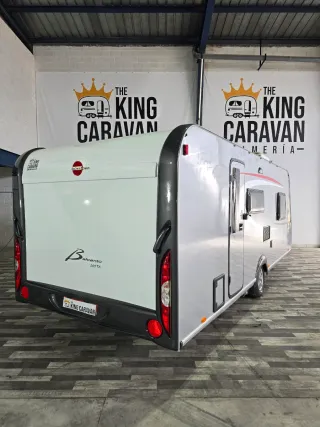 Caravana Burstner Belcanto 560 Aire Mover Toldo