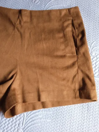 Pantalón corto Stradivarius T40