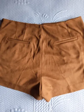 Pantalón corto Stradivarius T40