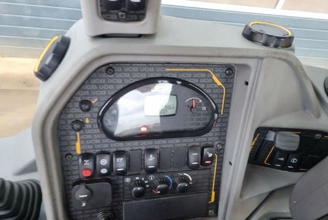 Retroexcavadora JCB 3CX Compact 4WS