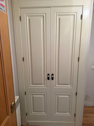Puertas de armario blancas