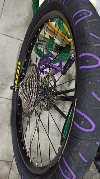 Bicicleta Mongoose Stunt Dirt Jump