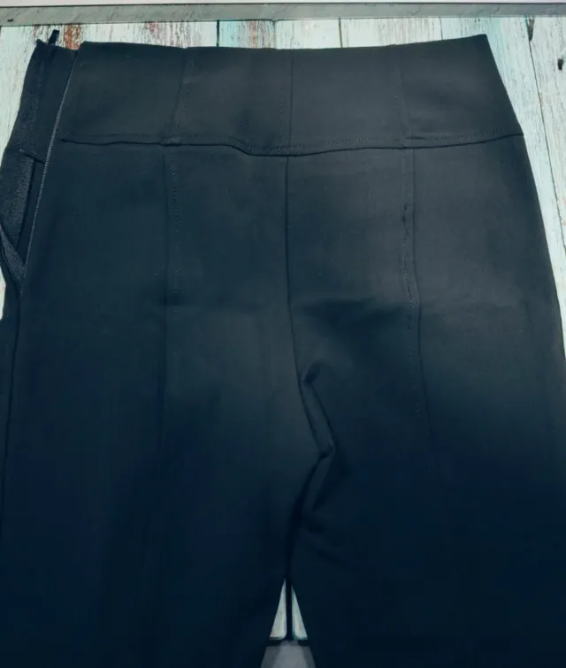 Pantalón Zara Talla L Negro